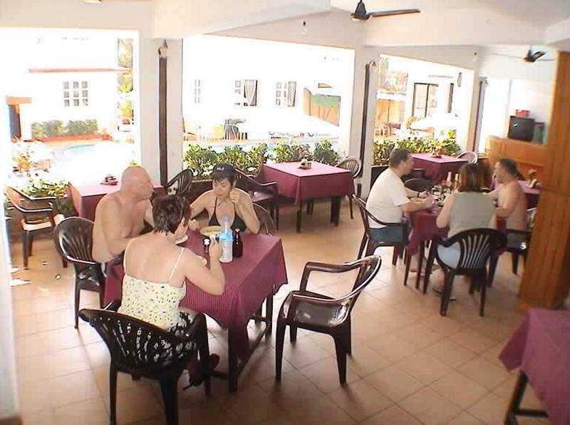 Ticlo Resorts Calangute Εξωτερικό φωτογραφία
